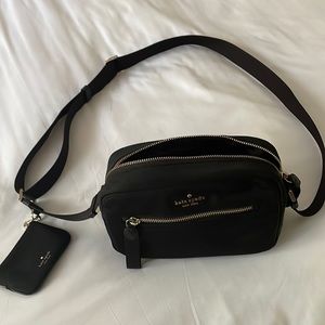 Kate spade - black camera bag style crossbody